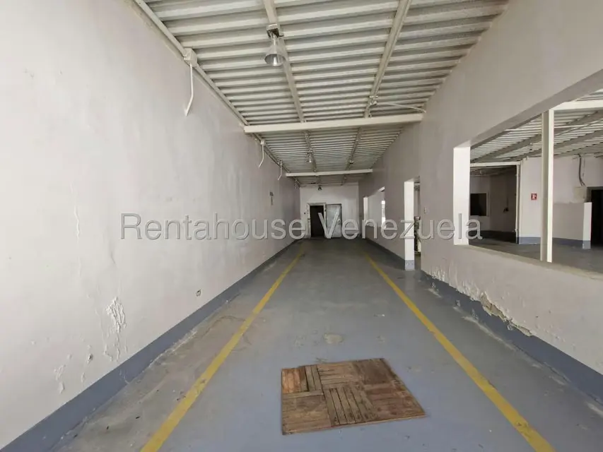 Comercial (Local Comercial) en Venta en Santa Rita, Aragua - 34