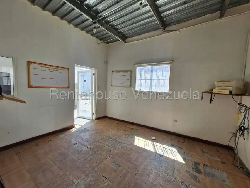 Comercial (Local Comercial) en Venta en Santa Rita, Aragua - 8