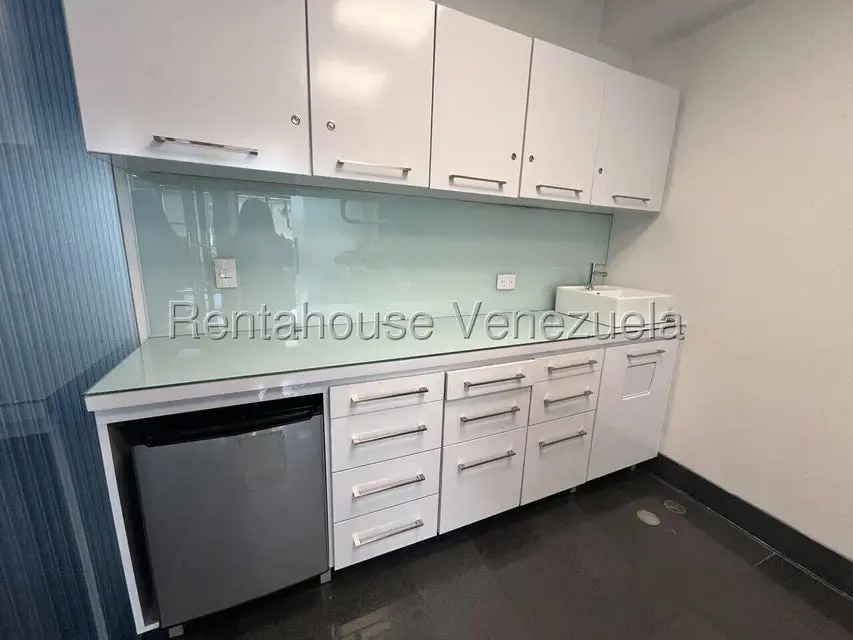 Consultorio Medico en Alquiler en La Trinidad, Distrito Metropolitano - 3