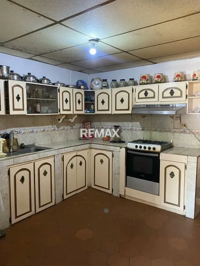 Casa en Sector Pomona. En Venta - 2