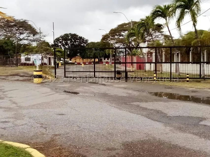 Apartamento (Planta Baja) en Venta en Ciudad Balneario Higuerote, Miranda - 24