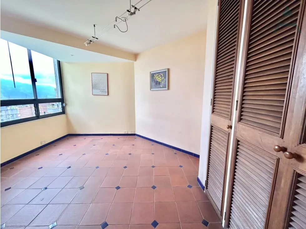 Se vende Apto PH 334m² 5h+s/3.5b+s/3p Los Naranjos del Cafetal