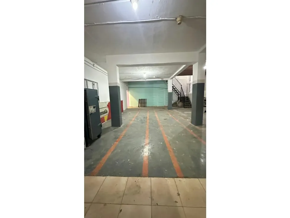 Se vende Casa Comercial 475,50m² 5p Los Chaguaramos - 15