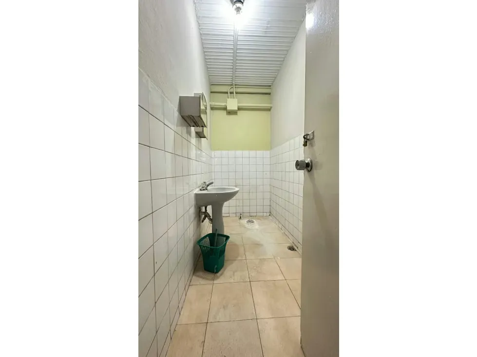 Se vende Casa Comercial 475,50m² 5p Los Chaguaramos - 18