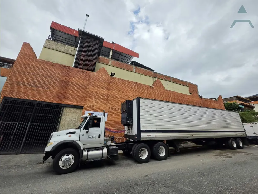 Se vende Edificio 4760m² Guaicaipuro - 6