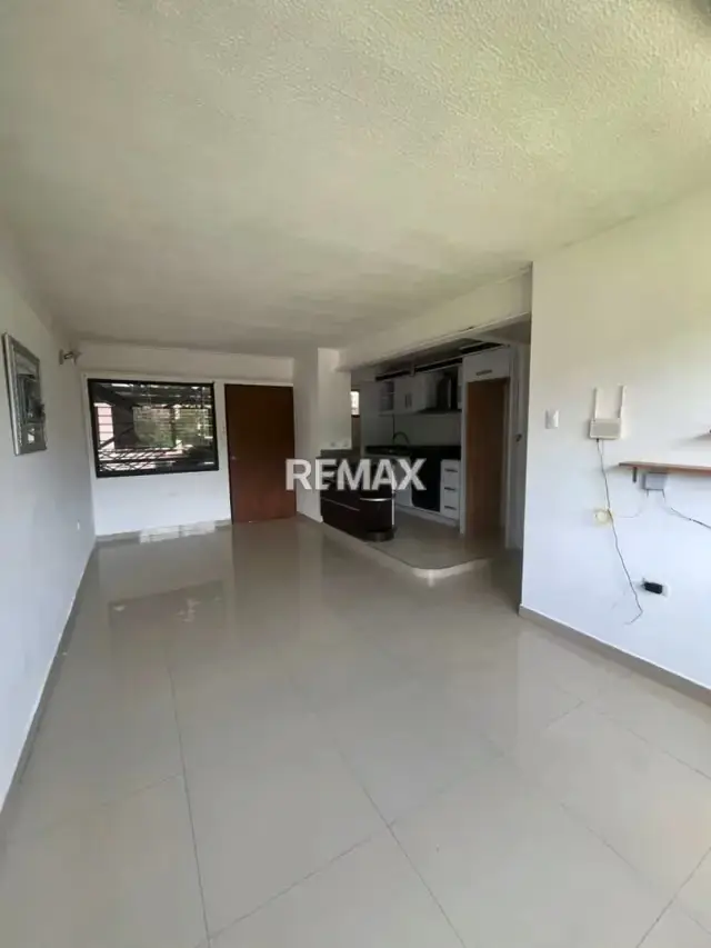 ”CONJUNTO RESIDENCIAL San Juan Bautista III en la AV La machiri calle principal