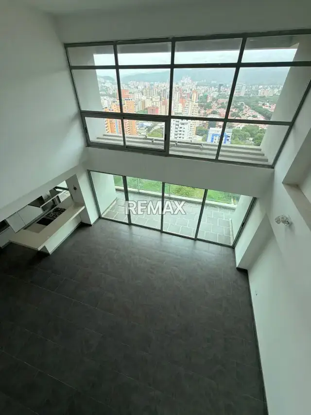 Pent House a Estrenar Res Vistapo Urb Trigaleña Alta