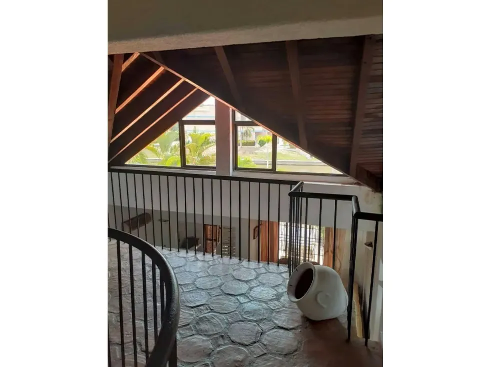 Se vende casa 196m² 2h/2b/1p Rio Chico - 17