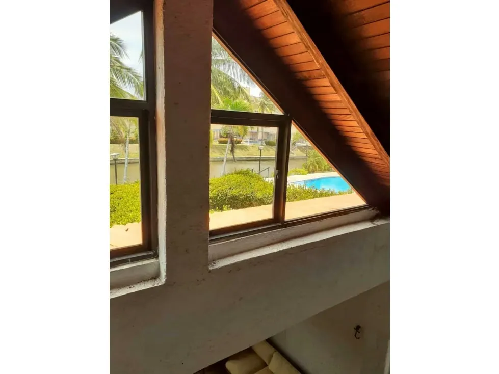 Se vende casa 196m² 2h/2b/1p Rio Chico - 20