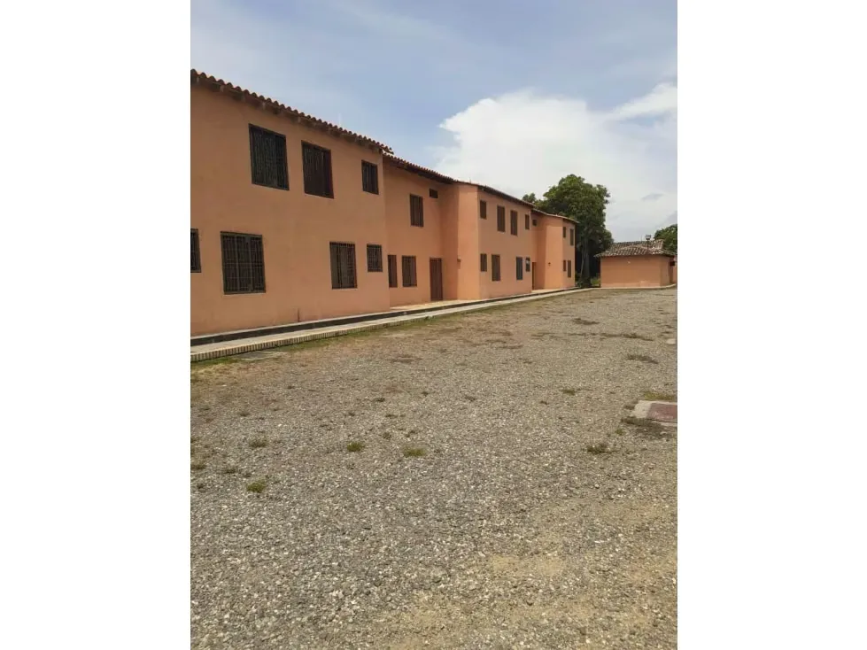 Se vende casa 196m² 2h/2b/1p Rio Chico - 35