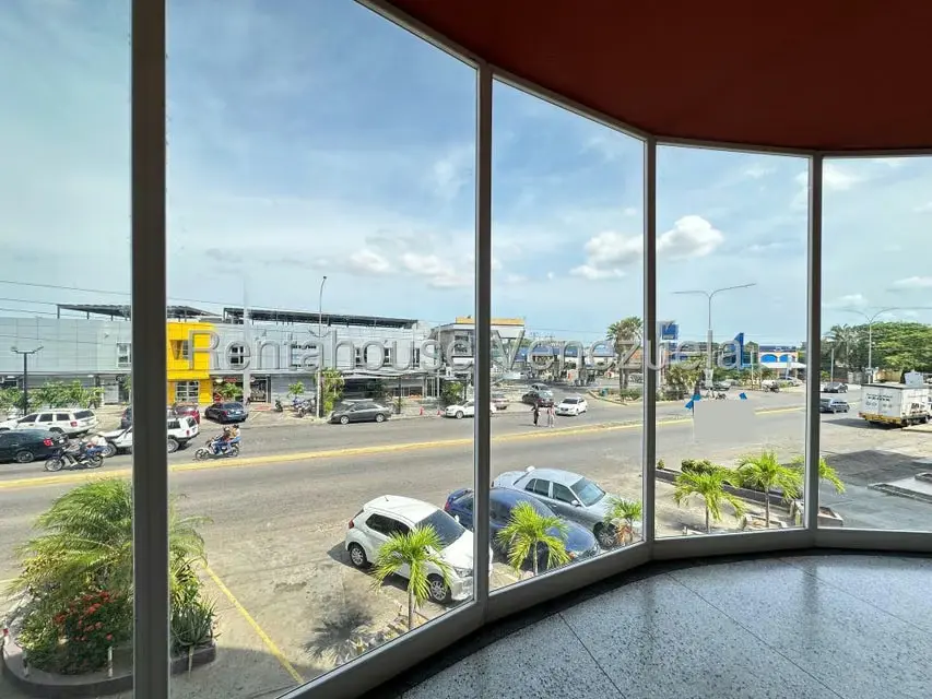 Comercial (Local Comercial) en Alquiler en Centro, Falcon