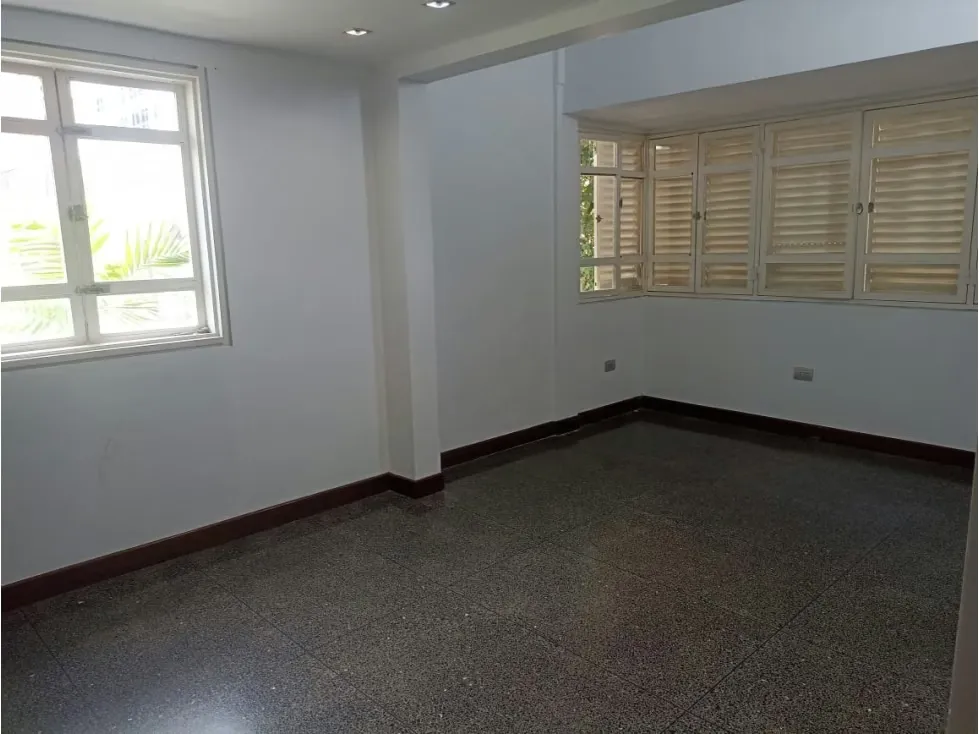 Se alquila oficina 154m2 Las Mercedes 2706 - 14