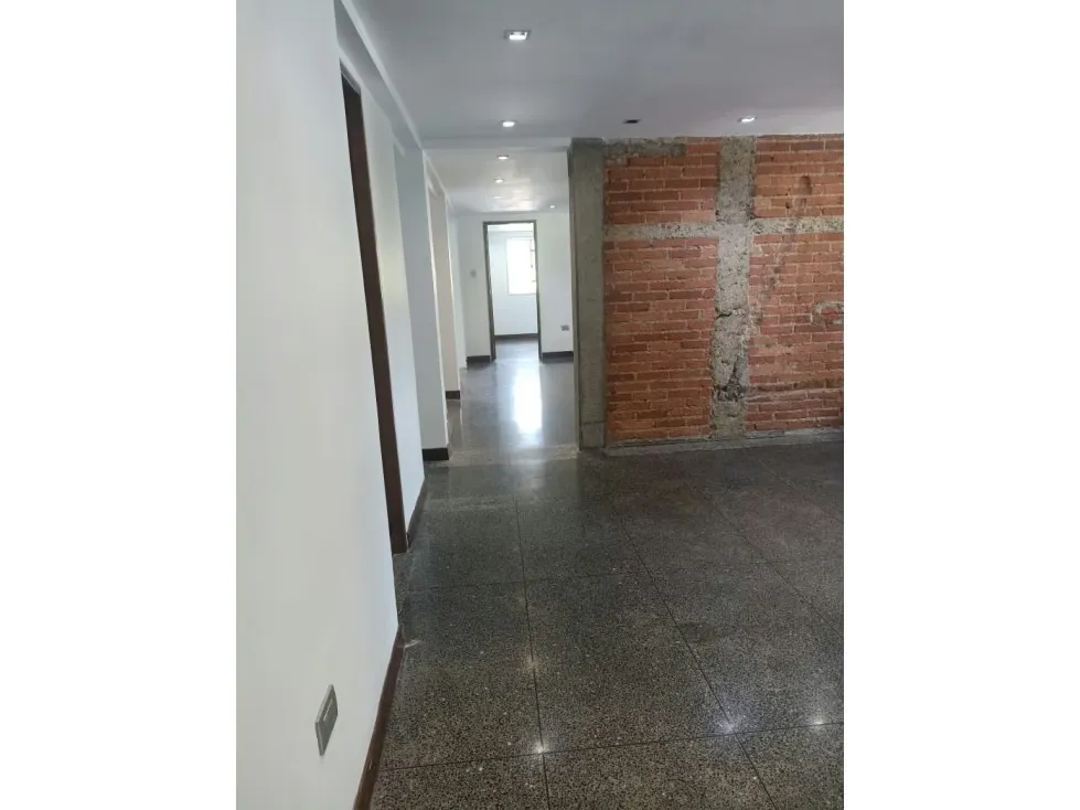Se alquila oficina 154m2 Las Mercedes 2706 - 7