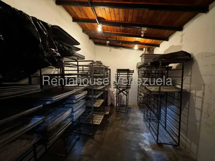 Local Comercial en Alquiler en Prados del Sol, Portuguesa - 17