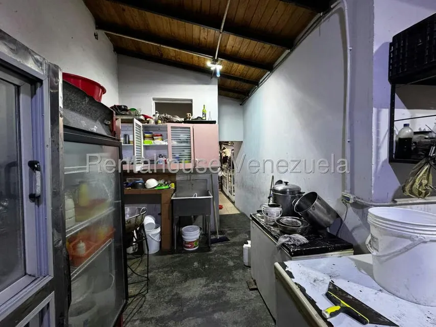 Local Comercial en Alquiler en Prados del Sol, Portuguesa - 18