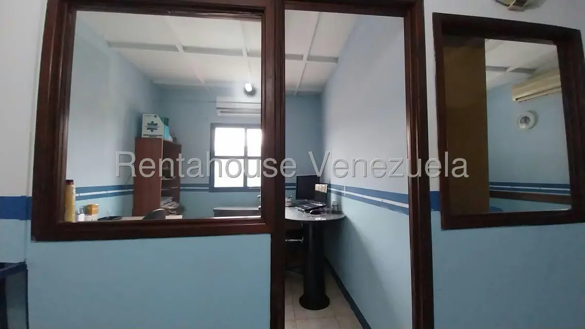 Local Comercial en Alquiler en Zona Este, Lara - 36