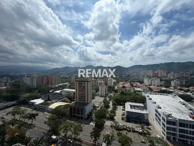 Tu próximo éxito em Oficina Premium de 63 m² en el C.C. Camoruco – Piso Alto con Vista Panorámica - 7