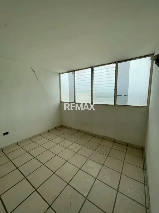 Apartamento en venta para remodelar Urb. La Granja Res. Don Bosco - 5