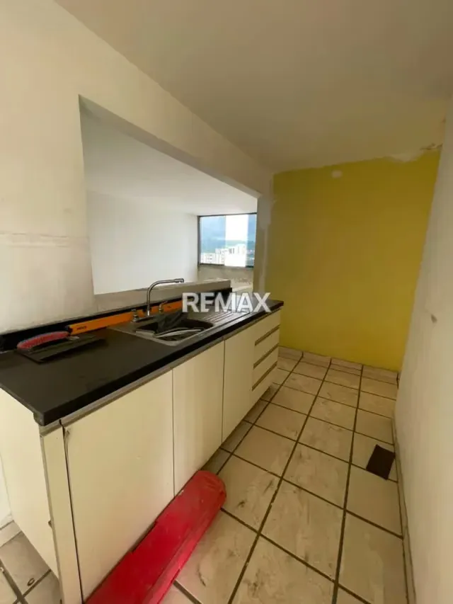 Apartamento en venta para remodelar Urb. La Granja Res. Don Bosco - 7