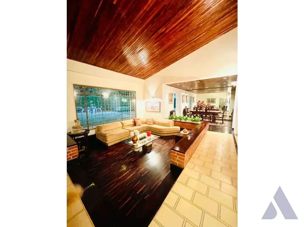 Vendo casa calle cerrada 450m Santa Rosa de Lima 2796 - 2