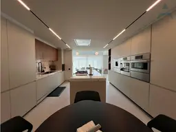 View 10