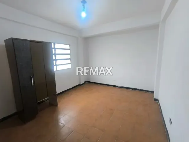 Casa edificio comercial en venta en Petare, Mirador del Este sector El Nazareno - 9