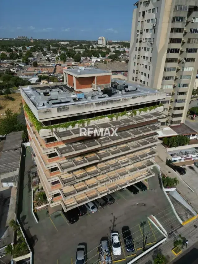 TERRENO EN ALQUILER AL LADO DEL EDIFICIO IPPLUZ, AVENIDA DELICIAS