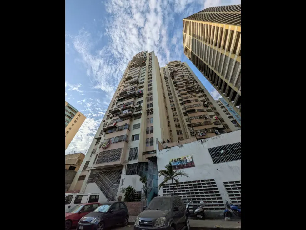 Apartamento en venta en San Martín, Caracas Oportunidad