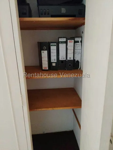 Apartamento (1 Nivel) en Venta en Santa Eduvigis, Distrito Metropolitano - 17