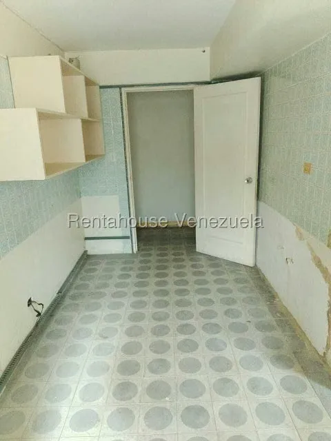 Apartamento (1 Nivel) en Venta en Santa Eduvigis, Distrito Metropolitano - 38