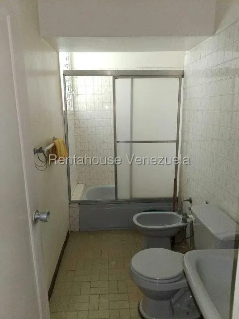 Apartamento (1 Nivel) en Venta en Santa Eduvigis, Distrito Metropolitano - 8