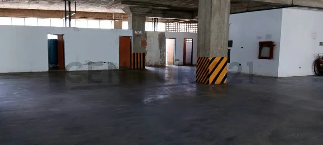 RD - ALQUILER LOCAL COMERCIAL INDUSTRIAL, RUIZ PINEDA. CARICUAO. - 4