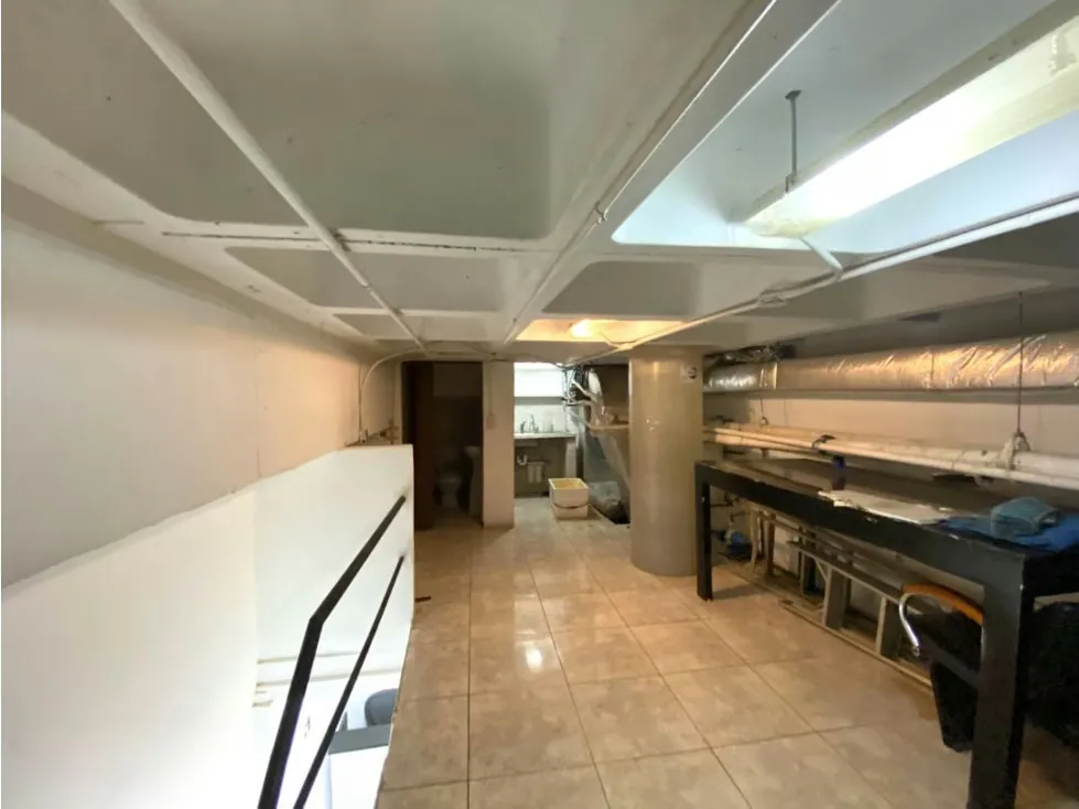 Se alquila local comercial 43m2 La Castellana 5370 - 12