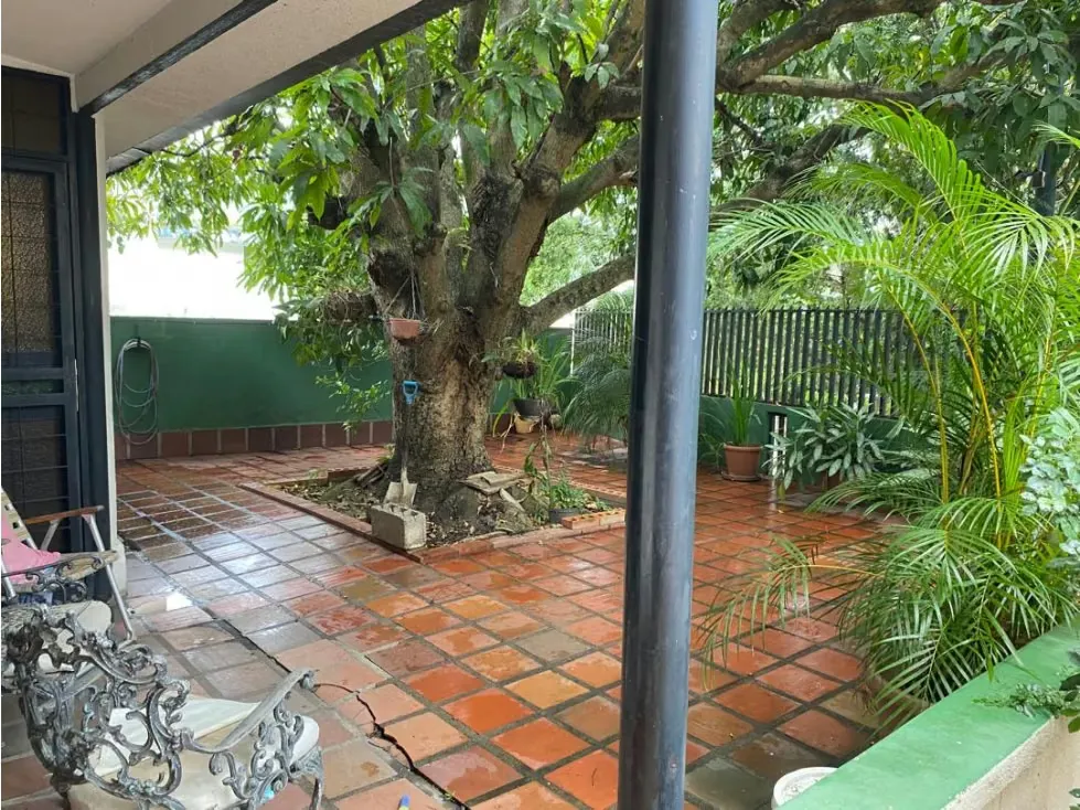 Vendo Casa en El Marqués de 2 Plantas - 4