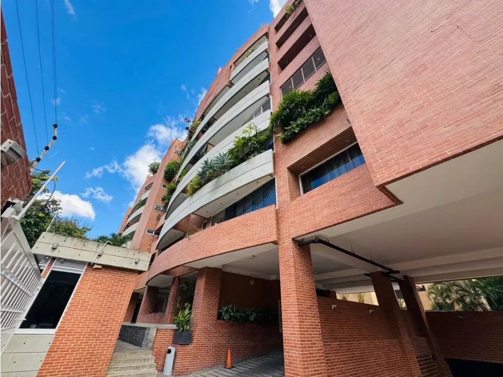 Se alquila apartamento 156m2 3H+S/2.5B+S/3P Campo Alegre - 21