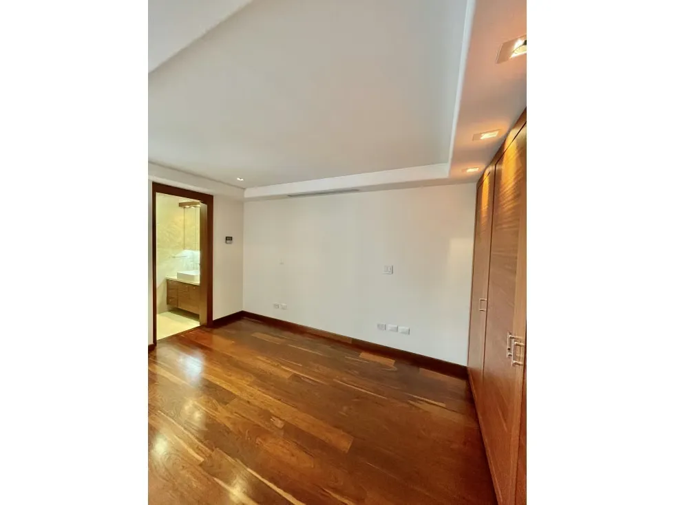En venta apto 430m2 3h+s/4.5b+s/5p Lomas de San Román - 17