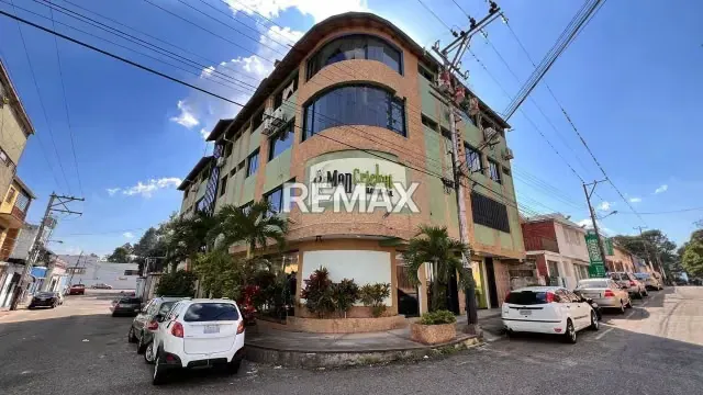 Oficina en alquiler ubicado en Barrio San Carlos, Edificio Hotel Moncricket Area de 13m²