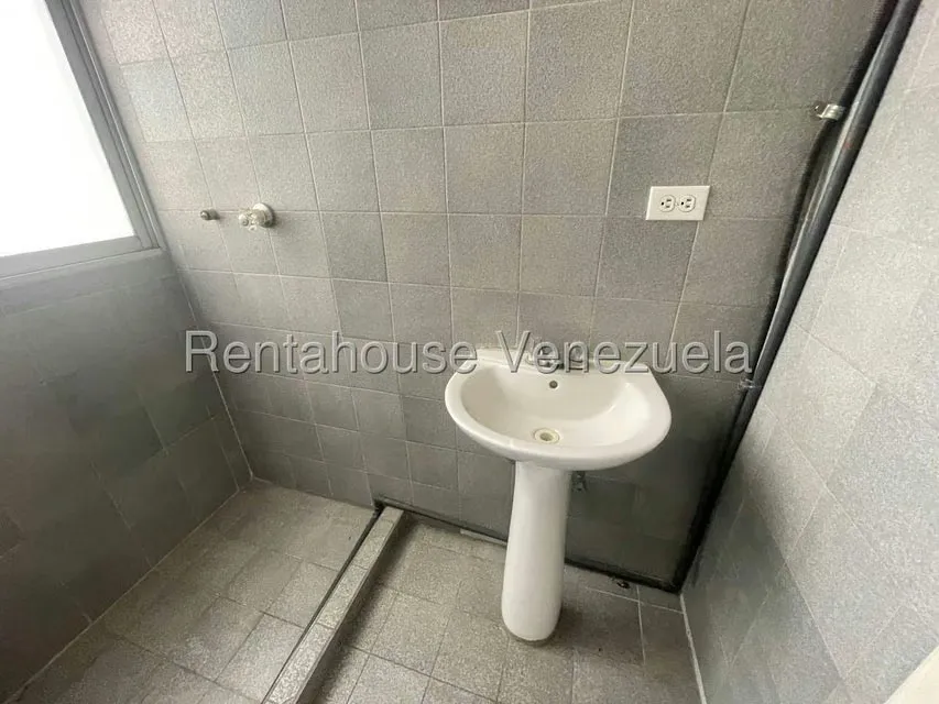 Oficina en Alquiler en El Rosal, Distrito Metropolitano - 9