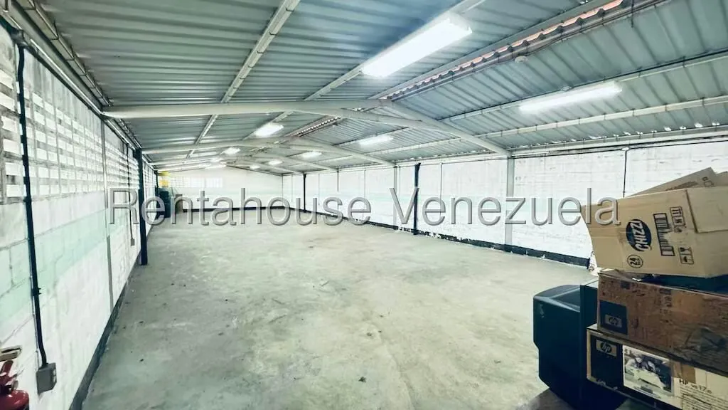 Galpon - Deposito en Venta en Parroquia La Candelaria, Distrito Metropolitano - 15