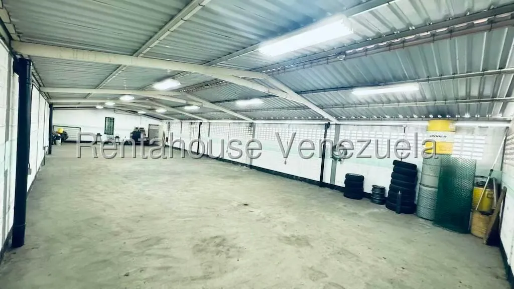 Galpon - Deposito en Venta en Parroquia La Candelaria, Distrito Metropolitano - 17