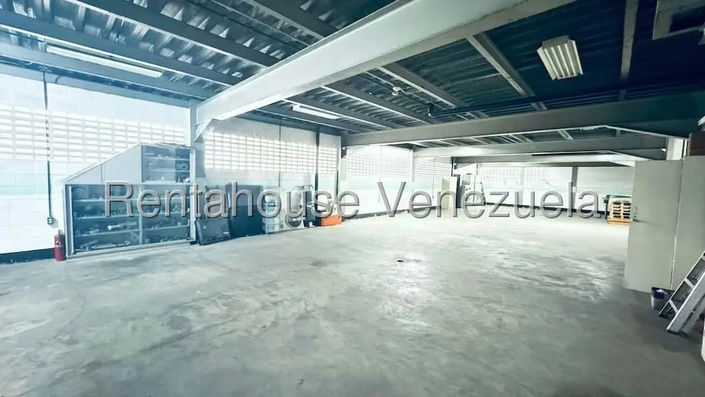 Galpon - Deposito en Venta en Parroquia La Candelaria, Distrito Metropolitano - 3