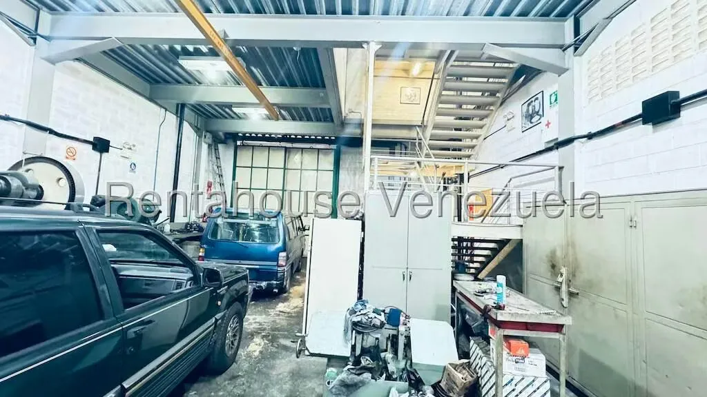 Galpon - Deposito en Venta en Parroquia La Candelaria, Distrito Metropolitano - 29