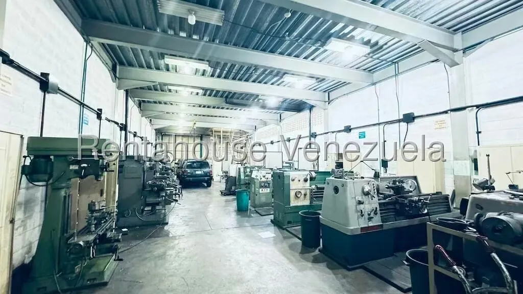 Galpon - Deposito en Venta en Parroquia La Candelaria, Distrito Metropolitano - 30