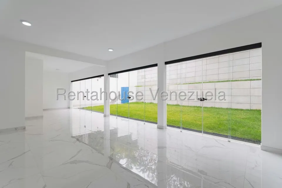 Casa (Duplex) en Venta en Country Club, Distrito Metropolitano - 22