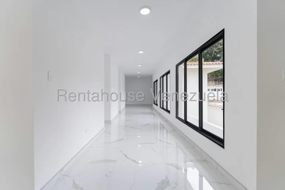 Casa (Duplex) en Venta en Country Club, Distrito Metropolitano - 54