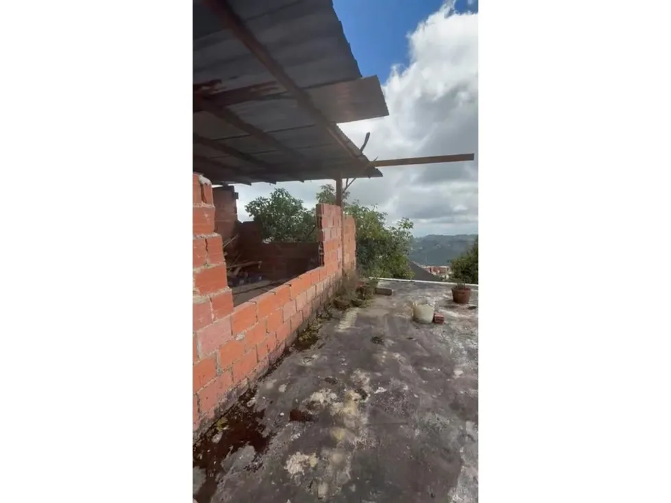 Vendo casa 400m2 San Antonio de Los Altos 1566