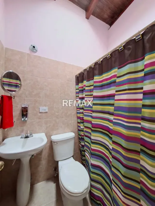 EN VENTA HERMOSA CASA EN EL VALLE - 12