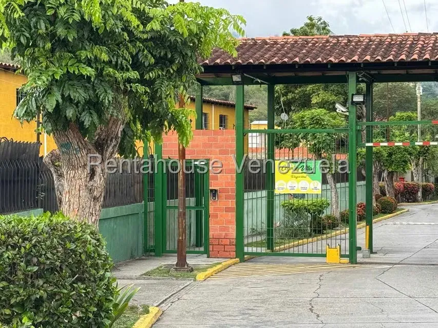 Casa (1 Nivel) en Venta en Contry Villas, Miranda - 3