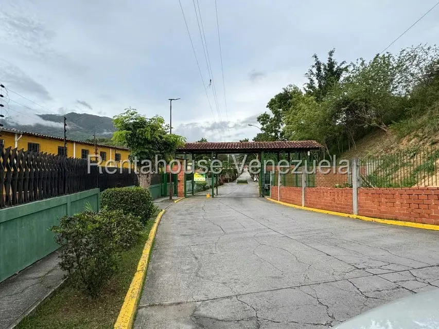 Casa (1 Nivel) en Venta en Contry Villas, Miranda - 4