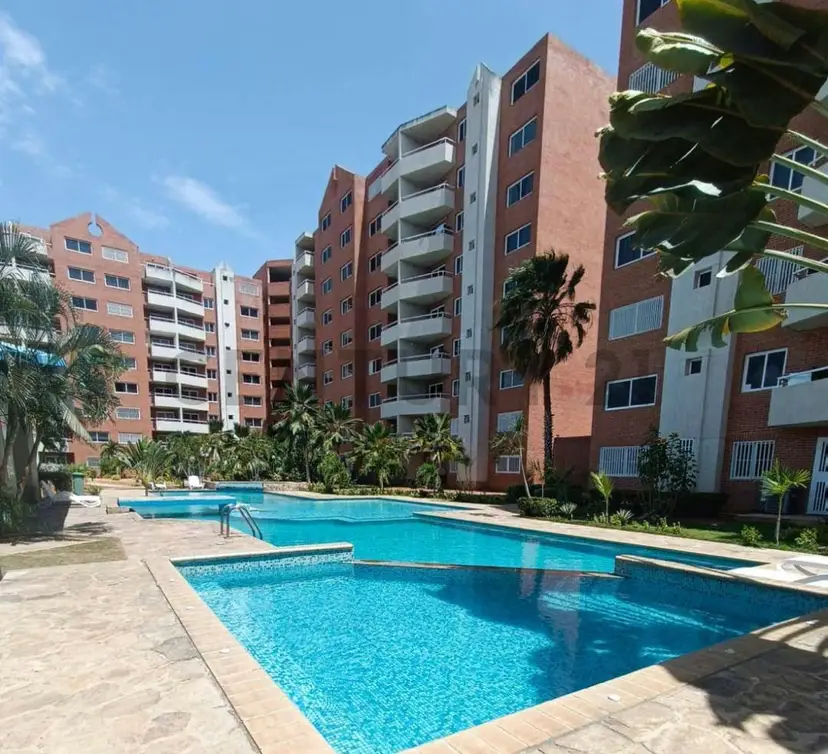 Venta de Apartamento en Residencias Los Cayos, Playas del Ángel, Pampatar.
